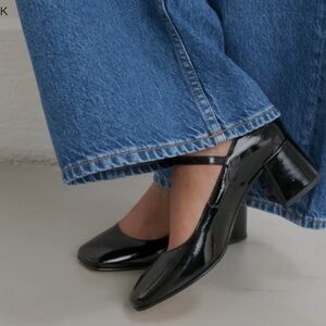 Jonak Paris Alienor Mary Janes with Square Heel in Black Patent Leather Sz EU 38